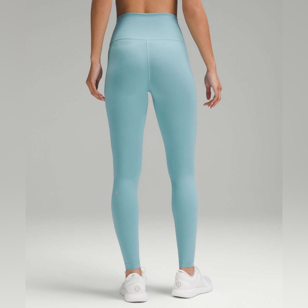 Lululemon Wunder Train Hr tight 28" color TDLT in size 4 nwt